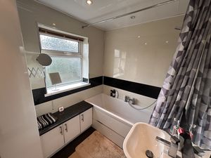 Photo 31- click for photo gallery